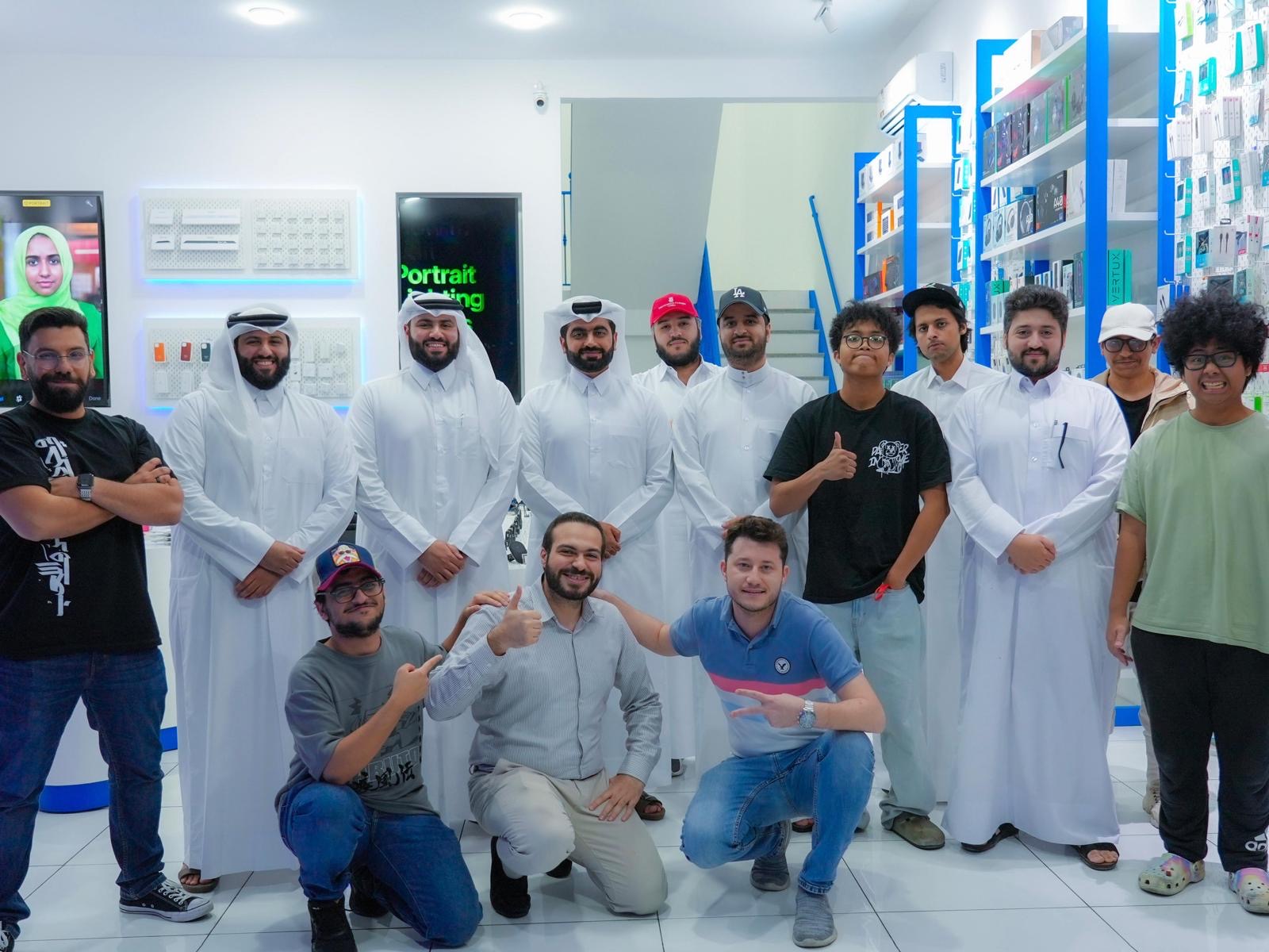 Pokemon Community members posing after the tournament in MygameStation in October